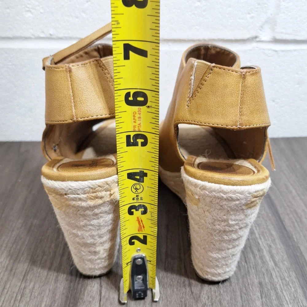 RuffHewn Major Tan Espadrille Wedge Sandals Womens 8M Peep Toe Side Zip RH-MAJOR